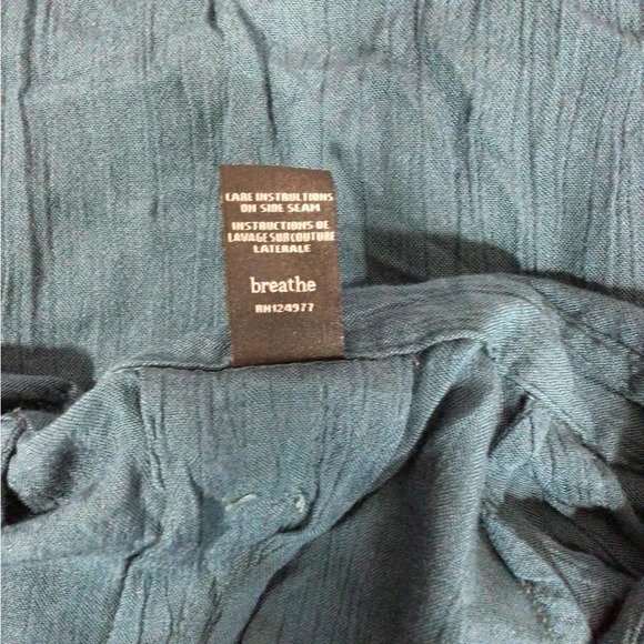 Prana Long Sleeve Button Down Top with Pockets - Size Medium - Picture 7 of 8